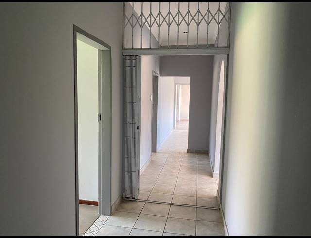 1,000M² INVESTMENT FOR SALE IN BENONI NORTH